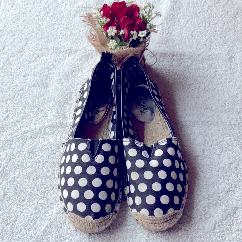 ⚪️⚫️ MICHAEL KORS ESPADRILLES SHOES ⚫️⚪️ - Picture 1 of 16